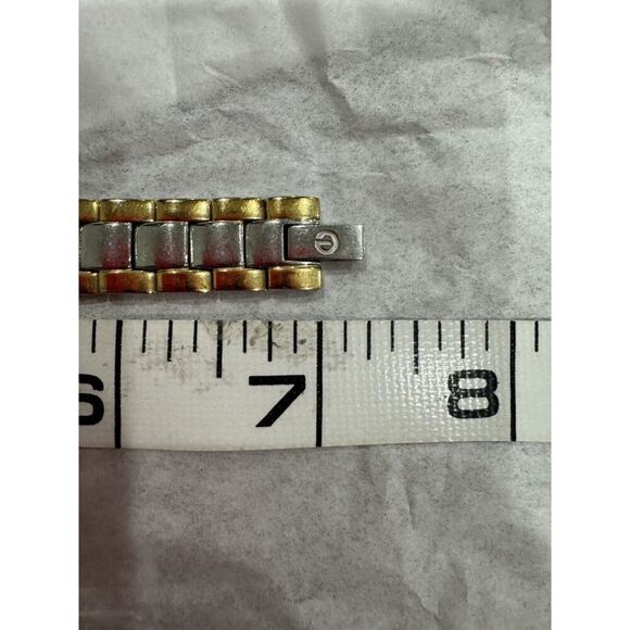 MARC ECKO Lady's Bracelet Gold/Silver Watch Crystals Quartz - Picture 5 of 6